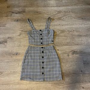 Abercrombie and Fitch set